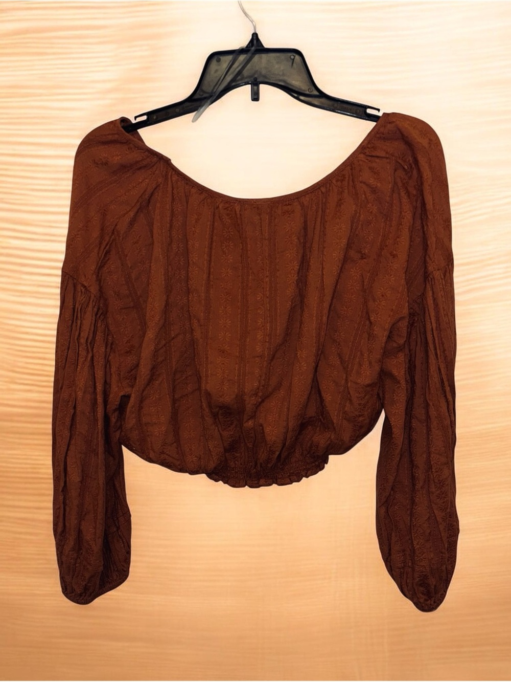 Universal ThreadRust Cropped Peasant Top with Balloon Sleeves - Women's Crop Top - Picture 3 of 8